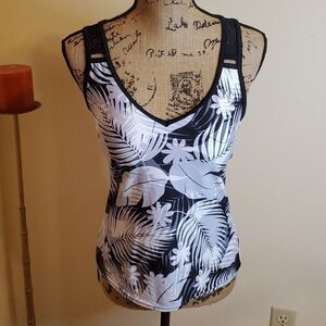Zero Xposure black, gray & white tankini top size Small